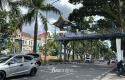 Kondisi-Rapuh-dan-Bahayakan-Warga-JPO-di-Depan-Sudirman-Square-Dibongkar.jpg