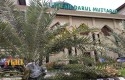 Kurma-di-Masjid-di-Pekanbaru.jpg