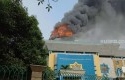 Masjid-terbakar.jpg