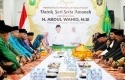 Minggu-Depan-LAMR-Jadwalkan-Penabalan-Gelar-Adat-Gubernur-Abdul-Wahid.jpg
