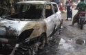 Mobil-dibakar3.jpg