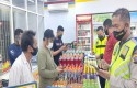 Mobil-tabrak-indomaret.jpg