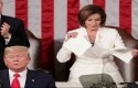 Nancy-Pelosi-robe-kertas-pidato-Trump.jpg