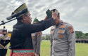 POlisi-riau-pakai-tanjak2.jpg