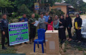 PT-Rimba-lazuardi-serahkan-bansos.jpg