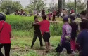 Pelaku-Curanmor-di-Rumbai-Tak-Berkutik-Saat-Dikepung-Warga.jpg