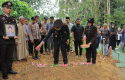 Pemakaman-aiptu-apendra.jpg