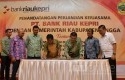 Penandatangan-MoU-Bank-Riau-Kepri-Pemkab-Lingga.jpg