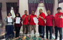 Perkuat-Konsolidasi-Partai-Irving-Kahar-Serahkan-Langsung-14-SK-PAC-PDI-Perjuangan.jpg