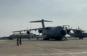 Pesawat-Hercules-bawa-bantuan2.jpg