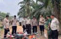 Polda-Riau-pakai-drone-padamkan-karhutla.jpg