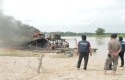 Rakit-PETI-dibakar-polisi.jpg