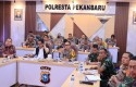 Rakor-karhutla-di-Polresta-pekanbaru.jpg