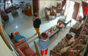 Rekaman-cctv-perampokan-lansia.jpg