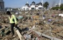 Reruntuhan-akibat-Tsunami-Aceh-2014.jpg