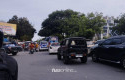 Ribuan-Massa-Gelar-Aksi-di-Kejati-Riau-Jalan-Sudirman-Macet.jpg