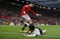 Ronaldo-menendang-Curtis-Jones.jpg