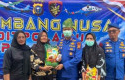 Sambangi-Pulau-Kijang-Ditpolairud-Salurkan-Bantuan-hingga-Layanan-Kesehatan-Gratis.jpg