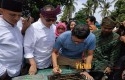 Sandiaga-Uno-di-kebun.jpg