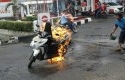 Sepeda-motor-terbakar.jpg