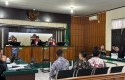 Sidang-Risnandar-Mahiwa-Cs.jpg