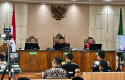 Sidang-lanjutan-Gubernur-Riau5.jpg