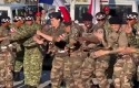 TNI-Tentara-Prancis-Joget-Pacu-Jalur.jpg