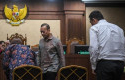 Tiga-Mantan-Pejabat-Bea-Cukai-Didakwa-Terima-Suap-dan-Gratifikasi.jpg