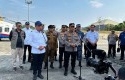 Tinjau-Karhutla-Riau-Kapolri-dan-Menteri-LH-Perintah-Intensifkan-Water-Bombing.jpg