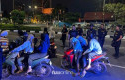 Tren-Berfoto-di-Tengah-Jalan-Tim-Raga-Polresta-Pekanbaru-Gelar-Patroli.jpg