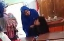 Video-seorang-wanita-menampar-anak-orang-viral.jpg