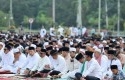Wabup-Husni-Laksanakan-Salat-Idul-Adha-1445-H-di-Depan-Istana-Siak.jpg