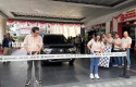 XL7-Terbaru-Mulai-Menaklukkan-Riau-10-Konsumen-Pertama-Bawa-Pulang-SUV-Suzuki.jpg