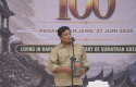 Yose-luncurkan-buku.jpg
