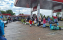 antrean-di-spbu-rimbo-panjang.jpg