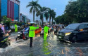 banjir-di-jalanan-pekanbaru.jpg