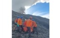 evakuasi-korban-erupsi-gunung-marapi.jpg