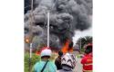 gudang-solar-terbakar3.jpg