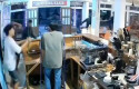 kafe-diserang-geng-motor.jpg