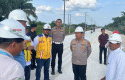 kapolres-pelalawan-tinjau-jalan2.jpg