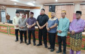 ketua-dprd-riau-dan-jajaran-fraksi.jpg