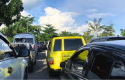 macet-di-jalan-menuju-The-Nice-Playland.jpg