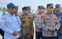 menteri-dan-kapolri-di-lanud-rsn.jpg