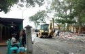 sampah-samping-masjid.jpg