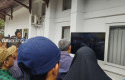 simpatisan-abdul-wahid-di-luar-pn.jpg