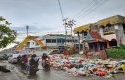 tumpukan-sampah-teratai.jpg