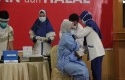 vaksinasi-perdana-di-Riau6.jpg