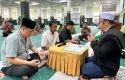 warga-pekanbaru-masuk-islam-di-annur0.jpg